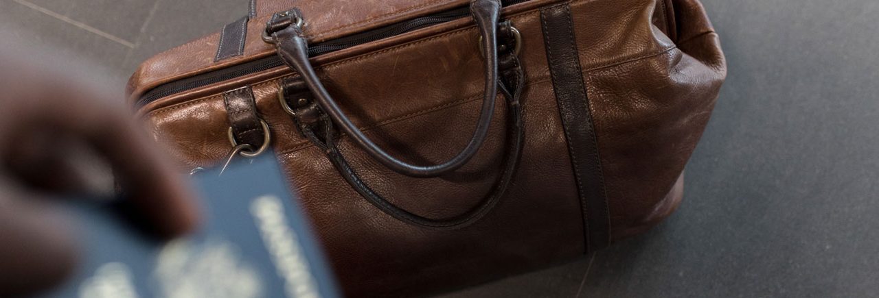 https://transitair.com/wp-content/uploads/2020/01/brown-leather-duffel-bag-1264x435px-1280x435.jpg